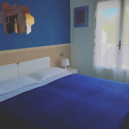 La 3*