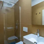 La 3*