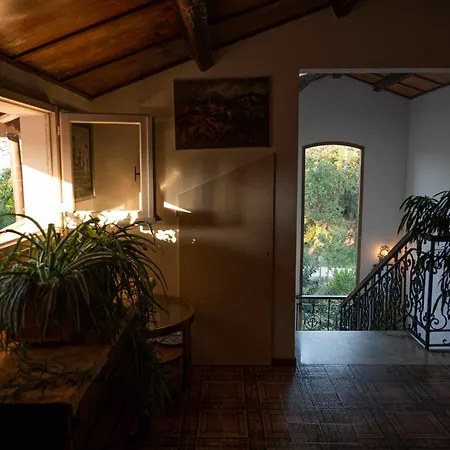 La Casa de hóspedes 3*